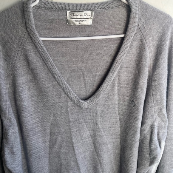 Christian Dior Men’s Vintage Grey Acrylic Made in USA‎ Knit Vneck Sweater Sz L - Picture 2 of 6